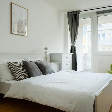 Business & Family Ambiente Apartments Bratislava Exterior photo